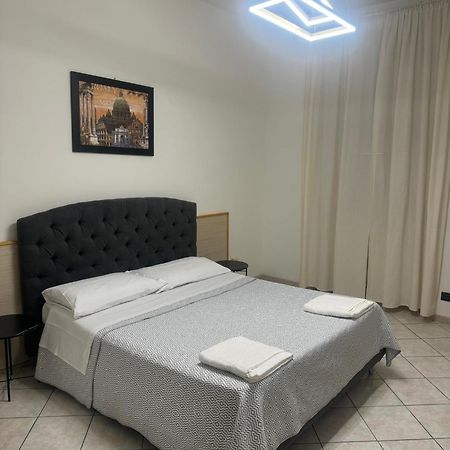 Appartamento Larisarooms Roma Esterno foto